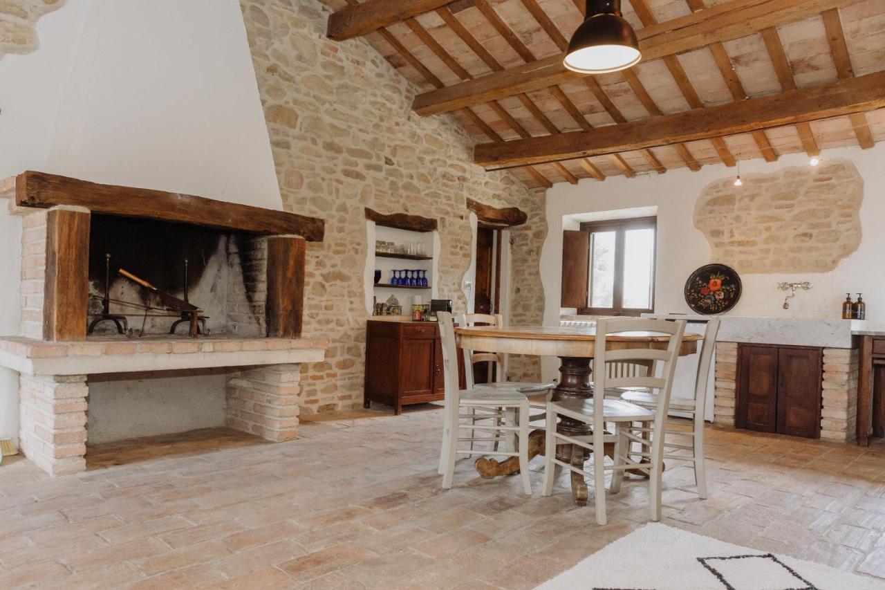 Monte Roberto Agriturismo Qui Voglio מראה חיצוני תמונה